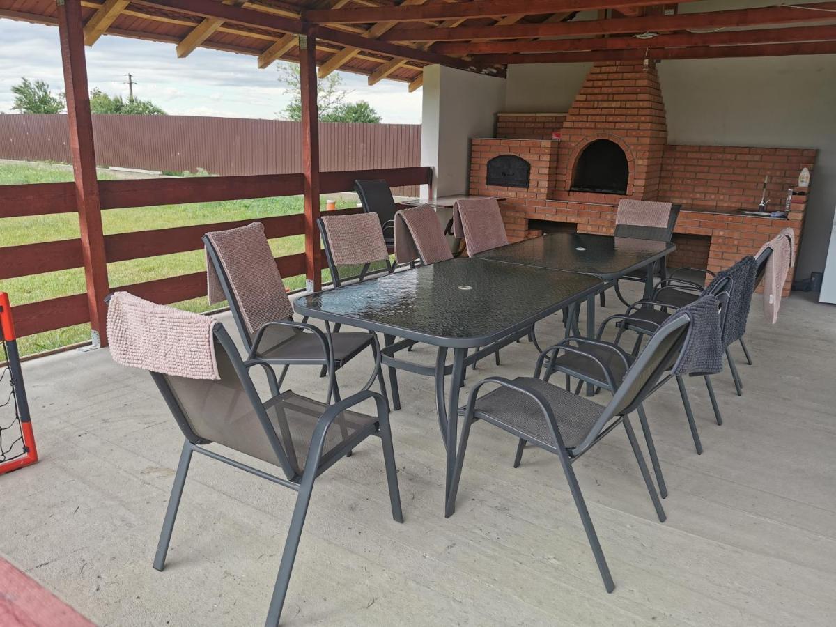 Family House Pristol Apartment Exterior foto