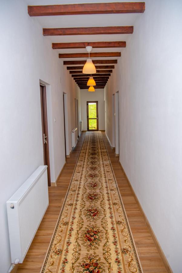 Family House Pristol Apartment Exterior foto