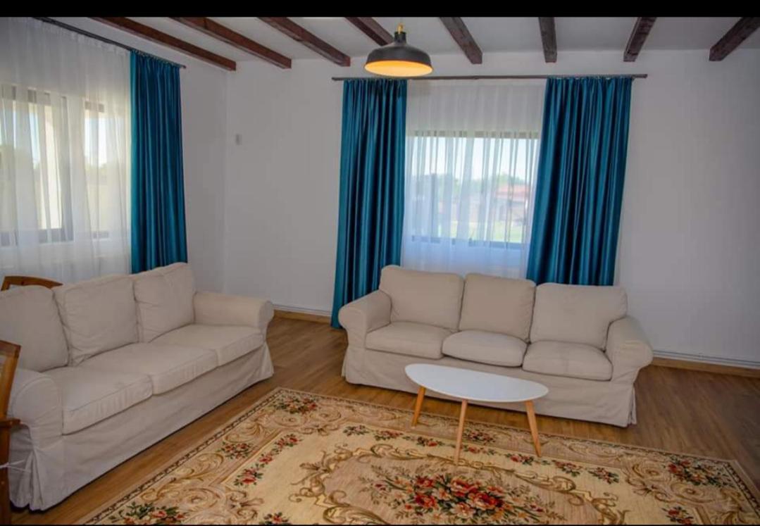 Family House Pristol Apartment Exterior foto